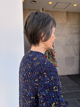 メゾン アヴァロ(Maison Avallo) otonaハイライトショートボブ