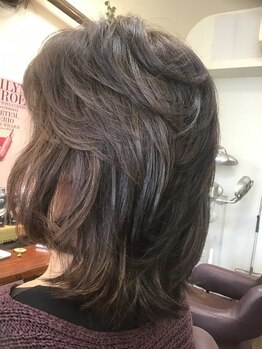 サロン ド アイ ソレイユ(Salon de i Soleil)の写真/【80年代風レイヤーカット☆リピーター続出】技術の本質で勝負「ハサミの技術」で魅せるレイヤースタイル◎