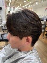 オーシャントーキョー 大阪(OCEAN TOKYO)&nbsp;ワックスなしツーブロックメンズセンターパートニュアンスパーマ