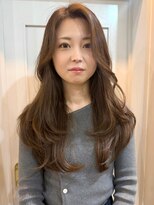 アトレ 梅田店(attrait)&nbsp;ロングヘアを上品に。グレージュカラー×透明感トリートメント