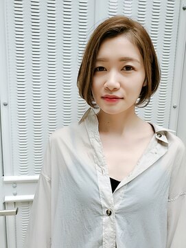 トリコ ヘアアンドケアスペース(trico hair&care space) 大人ナチュラルミニボブ/ことりベージュ/ステップボーンカット