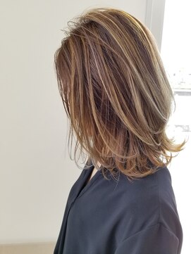 タブーセントラル(TABOO Central) 《TABOO Central》白髪ぼかしにも☆ネオウルフ×3Dハイライト