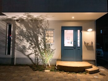 azure【アジュール】