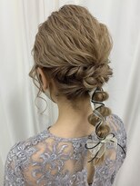 アリー(ALLIE´)&nbsp;〇紐とリボンの編み下ろし【BEAUTY SALON ALLIE´】