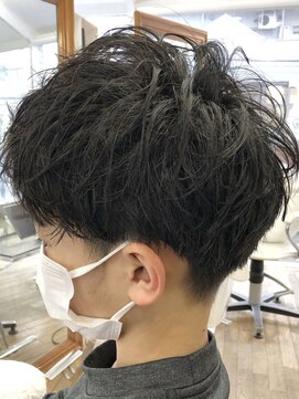 ヘッズ 本八幡店(HEADS) MEN'S HAIR センターパート ツイストスパイラル コンマヘア