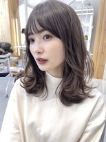 アフロートリノ(AFLOAT Leino)&nbsp;動きのあるレイヤーカット　こだわりの顔まわりモテ髪ヘア