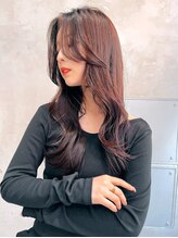 【STREIGHT PERM】うねり、膨らみ、クセ、、、。クセを解消するのか、活かすのか最良の方法を提案☆