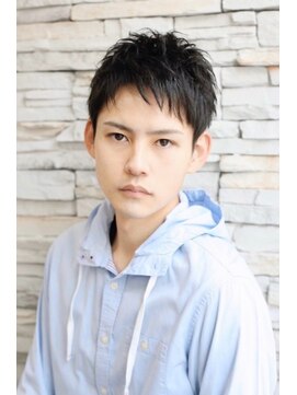 ルーツ(ROOTS) 爽やかアップバングの大人ベリーショート