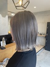ヘアーサロンウル(hair salon ulu) （竹内）ぱつっとボブ　ミルクティーカラー