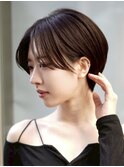 横浜西口切りっぱなしミニボブショートレイヤー前下がりイルミナ