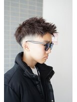 ミューズ バイ ケンジ(MUSE by KENJE) シルバーメッシュ/フェード/平塚美容室