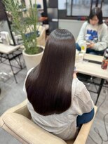 シシ 新宿(She 2.)&nbsp;暗髪/艶髪ロング/髪質改善ストレート/美髪/透明感