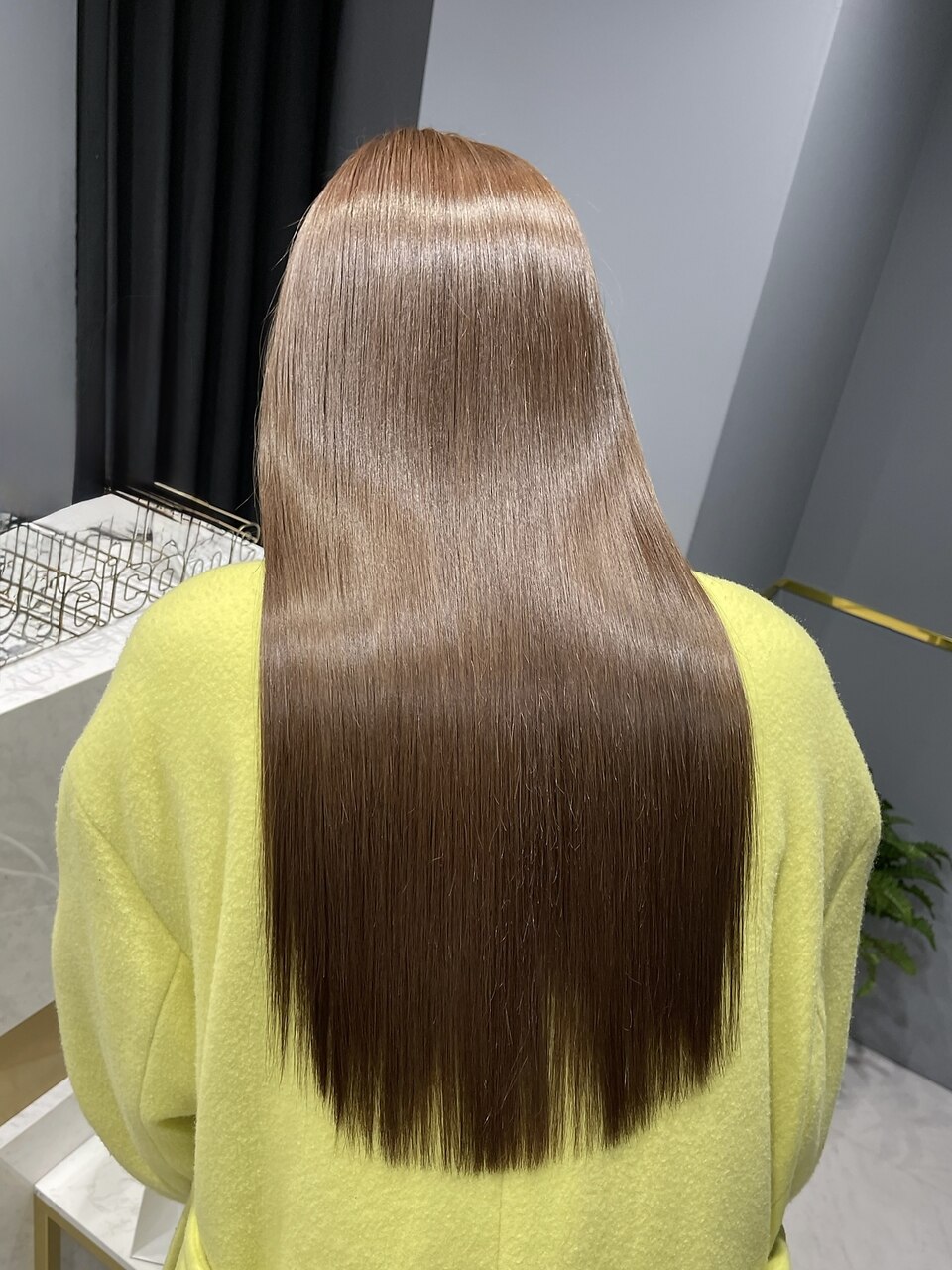 【今よりもっと美しく綺麗に】うる艶カラー+髪質改善UPTOGLOSSトリートメント