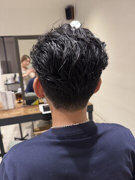 クウキ (kuuki) くせ毛を生かした・ スタイリングの魅力
