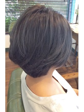 ディーアールラズリー(DR LAZULI) ゆるふわショートボブ