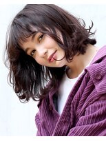 ナンバー エアロ 横浜(N° +aero)&nbsp;大人可愛い20代30代40代小顔ワンサイドショートボブ丸み前下がり