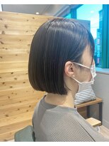 アトリエ タキ(atelier.taki)&nbsp;大人のミニボブ/白髪ぼかしハイライト/垂水