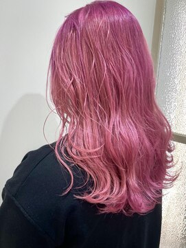 エレノア 梅田店(Eleanor) ピンクピンク!