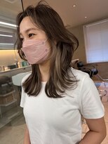 サイン 表参道(SIGN)&nbsp;イヤリングカラーマッシュウルフツヤ髪スタイルブルージュ