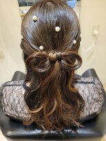 エヌアンドエーコンティ(N&A CONTi) お呼ばれヘアアレンジ ハーフアップ/結婚式成人式卒業室入学式#2