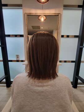 切りっぱなしボブ