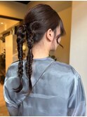 ポニーテール　お呼ばれヘア　こなれ感　ヘアアレンジ　編み込み