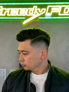 グリーディーフォックス 代々木(Greedy FOX) 波巻き/ハイライト/マッシュパーマ/ウルフ[シェービング]