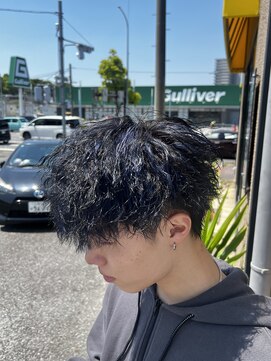 ヘアーアンドビューティー ザ ビー(Hair & Beauty the B) ブルーハイライト/ツイスパ/骨格矯正