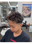 ホワイトメッシュツイストパーマ