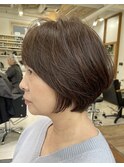白髪ぼかし/イメチェンヘアスタイル/前髪カタログ/ショートボブ