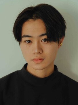 エラン 鈴鹿(Elan) 【Elan】黒髪センターパート