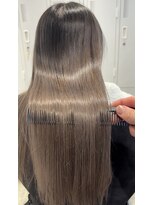 リアン(Lien) グレージュカラー