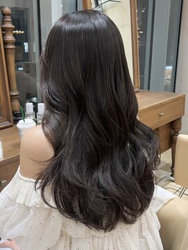 ザック ヴィ(ZACC  vie) レイヤーカット／縮毛矯正/地毛風ストレート