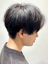 プーロ(Pu-ro) センターパートスタイル
