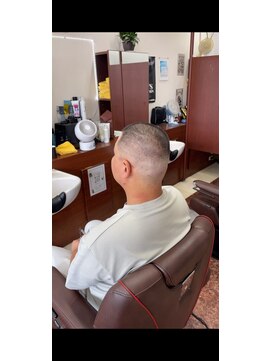 ヘアサロンナンバーワンクラブ上和田本店 ボウズフェード