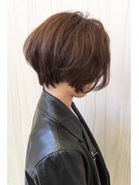 エムツージェイ(M2J) 前下がりショートボブ