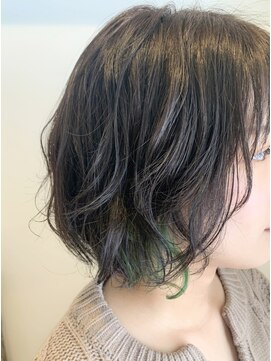 コーエン(coaen) 柔らかボブパーマとインナーカラー