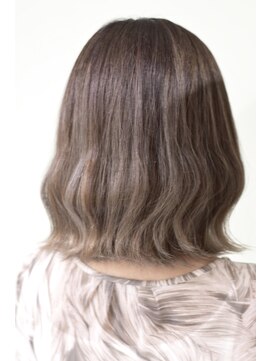 シェリーナ(CHERIENA.) mint greige Balayage @ bob