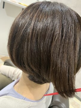 ヴィブリス(ViBliss) ショートボブ【50代】