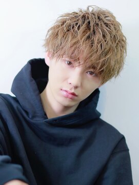 アトラクト(AttRact) スパイラルパーマ　刈り上げマッシュ