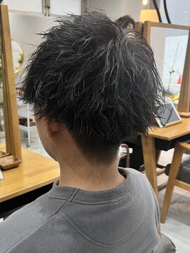 エル 横浜(eL) 【 eL横浜 】メンズパーマ