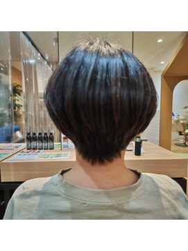 ゼル 熊谷(ZELE) 丸みショート