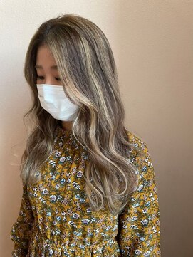 ライズ バイ レボ(RISE by REVO) 大人可愛いココアベージュグレージュカラーボブウルフ黒髪我孫子