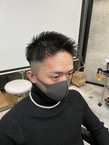 イーラ(era)&nbsp;短髪フェード束感ベリーショートジェットモヒカン