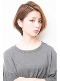 前下がりボブ・  内巻きワンカール・  ボブショート・暗髪