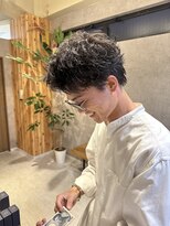 アンダーバーホワイト 南海難波店(_WHITE) スパイキーパーマ