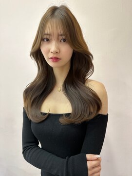 ボタン シブヤ(VOTAN SHIBUYA) 韓国ヘア/顔まわりレイヤー/くびれヘア/前髪あり