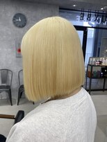 ラックスビー ウメダ 大阪梅田店(LUXBE UMEDA) 抜きっぱなしブロンドヘアーカラー