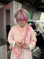 レコ 渋谷(LECO) ピンクとミントのデザインショート