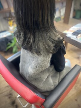 ハウオリ(hau'oli) グレージュカラー